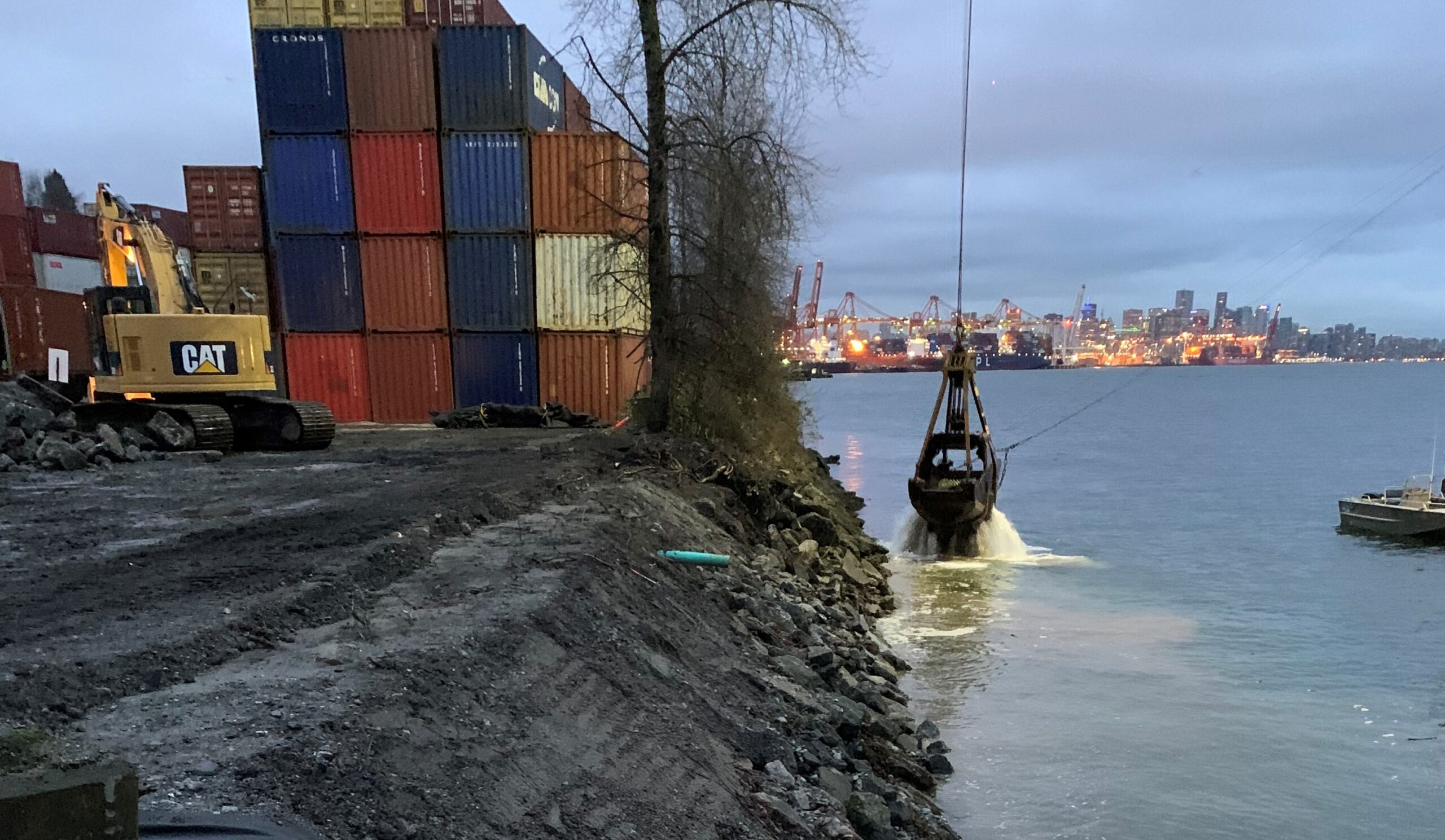 Columbia Containers VanPile